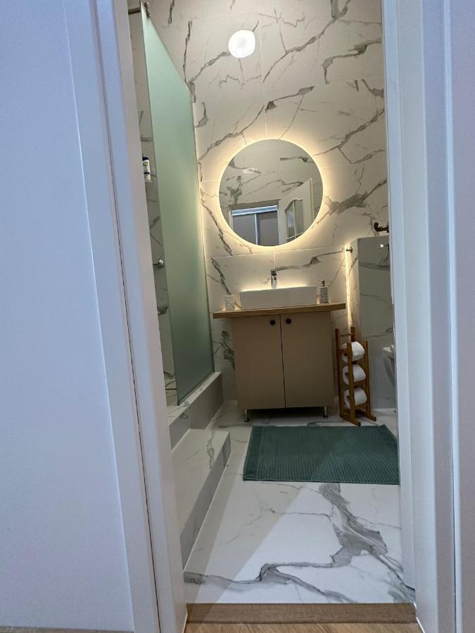 דירות בוקרשט Oyster Flat Victoriei מראה חיצוני תמונה