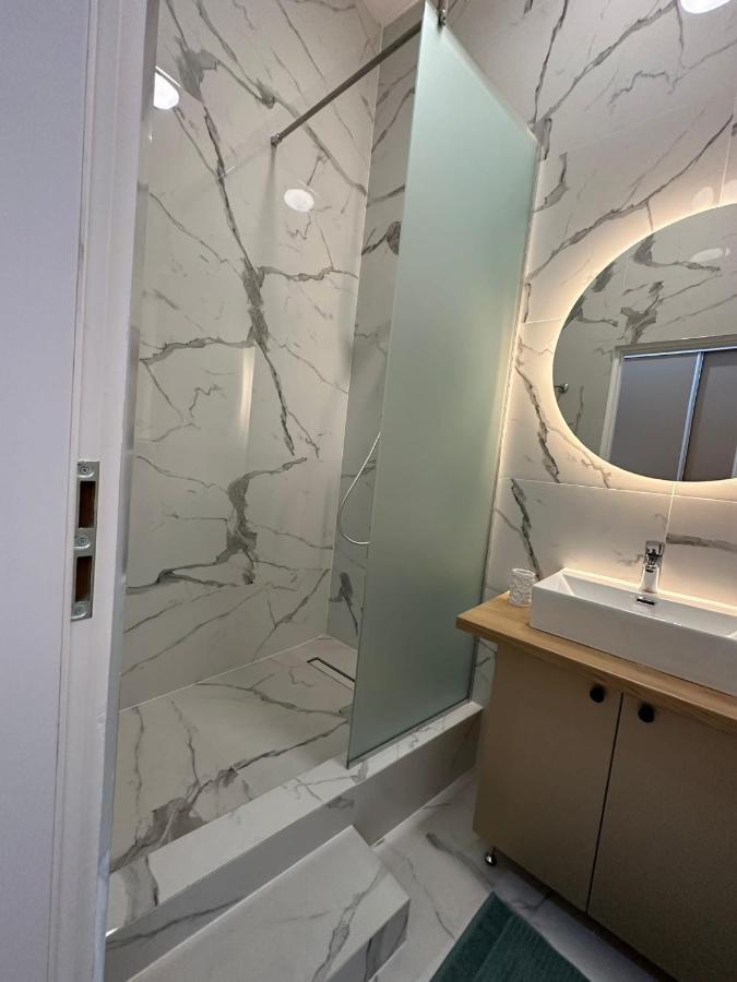 דירות בוקרשט Oyster Flat Victoriei מראה חיצוני תמונה