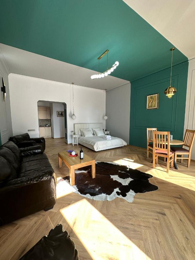 דירות בוקרשט Oyster Flat Victoriei מראה חיצוני תמונה