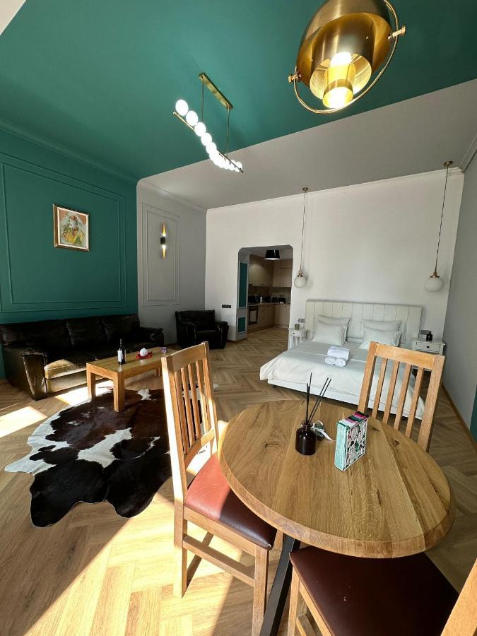 דירות בוקרשט Oyster Flat Victoriei מראה חיצוני תמונה