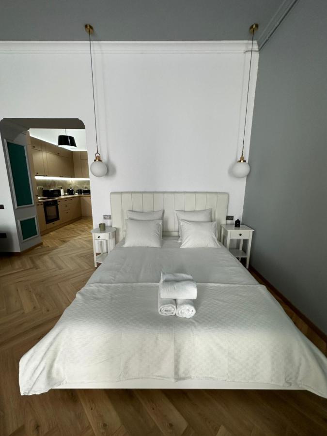 דירות בוקרשט Oyster Flat Victoriei מראה חיצוני תמונה